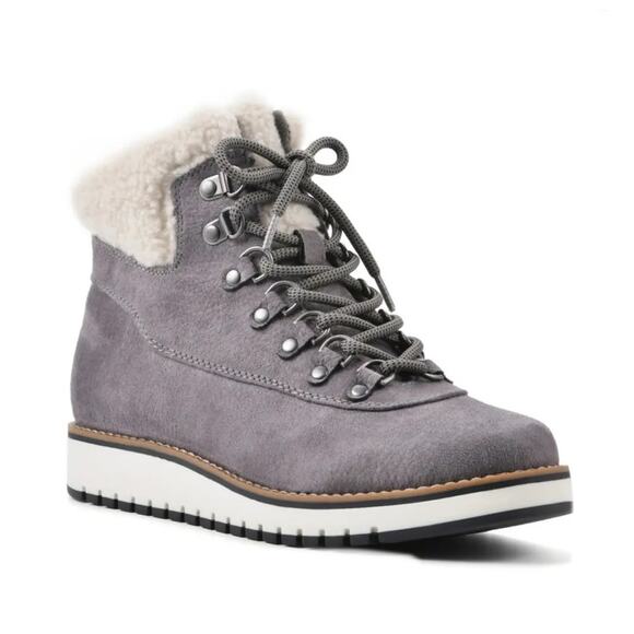 White Mountain Cozy Bootie Women’s Light Gray Pebble Grain Fabric Sz 8.5 - Picture 1 of 7